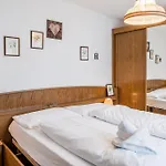 Appartementanlage Thermenblick In & Out Apartment Bad Kleinkirchheim