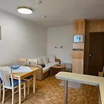 Appartementanlage Thermenblick In & Out Apartmán Bad Kleinkirchheim