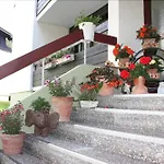 Appartementanlage Thermenblick In & Out *