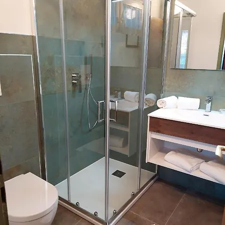 Appartementanlage Thermenblick In & Out 아파트