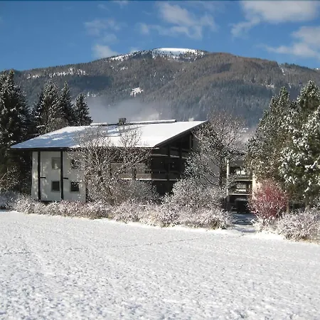 Appartementanlage Thermenblick In & Out Apartment Bad Kleinkirchheim
